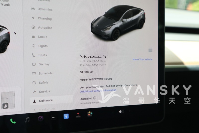 260222163752_2021 Tesla Model Y Long Range Dual Motor Grey 18.JPG